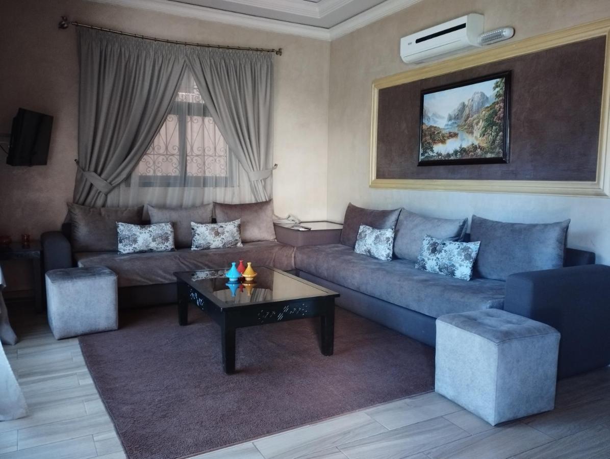Aparthotel Nzaha Таханут Екстериор снимка